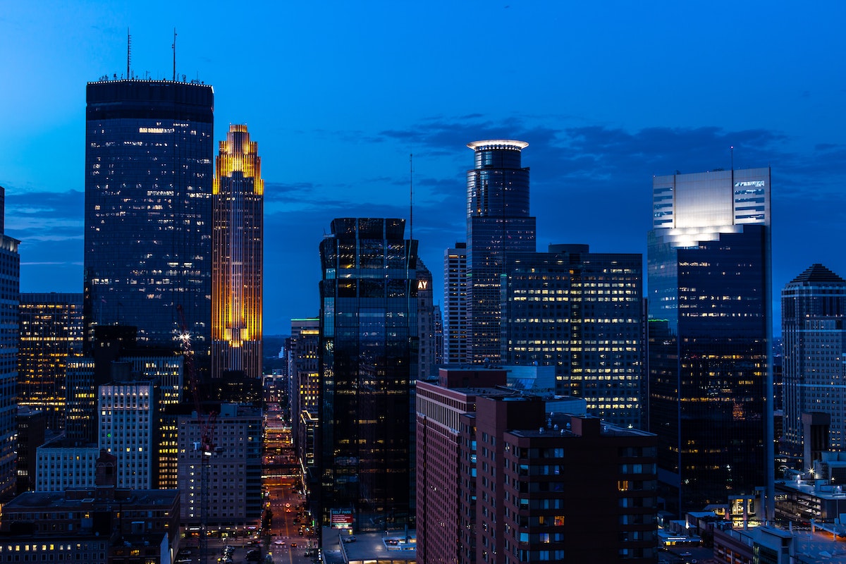 minneapolis skyline at night, how to find the best views in your city